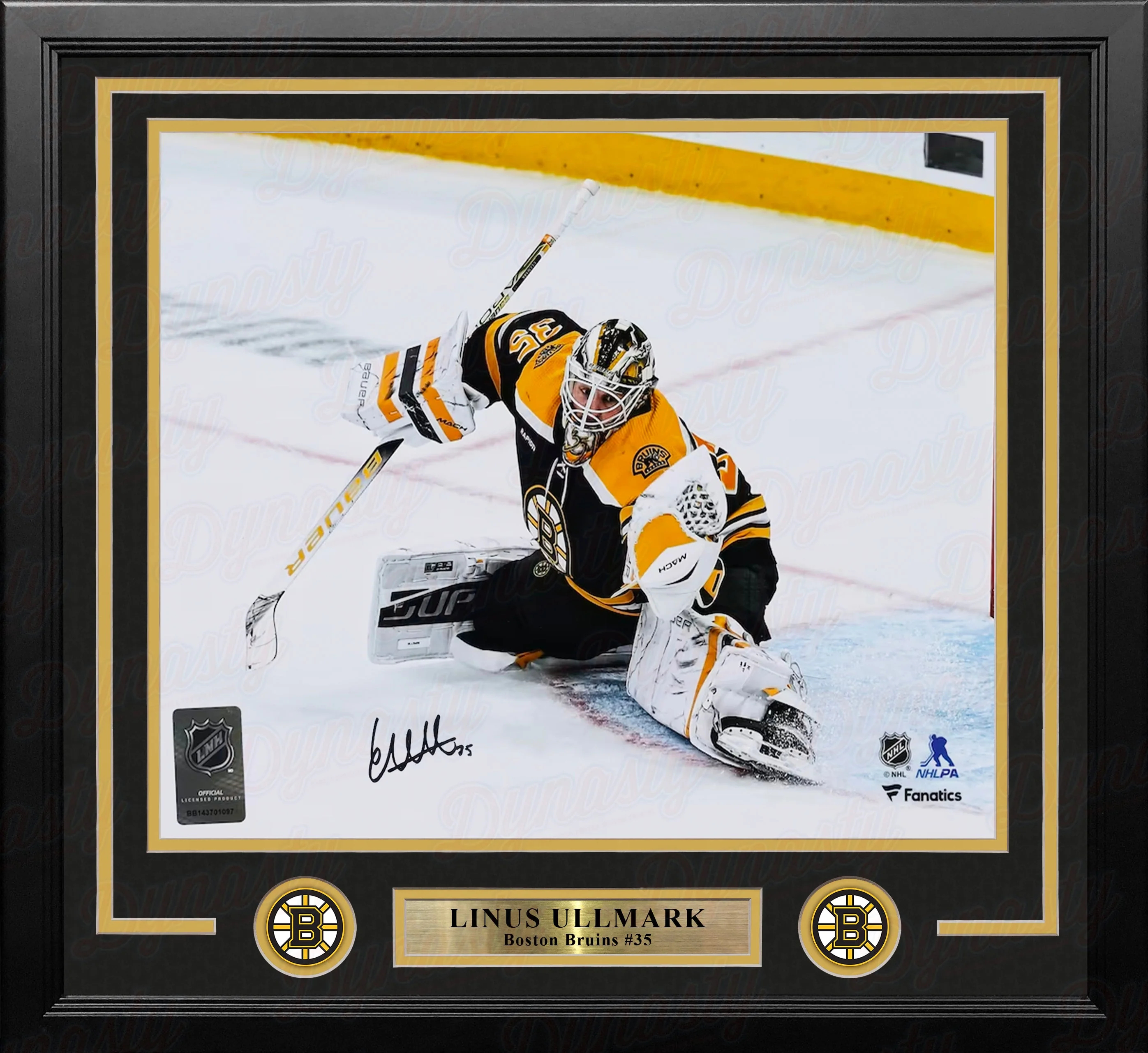 Linus Ullmark in Action Boston Bruins Autographed 16" x 20" Framed Hockey Photo