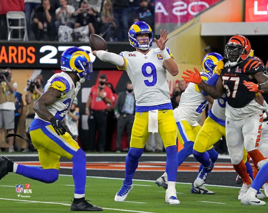 Matthew Stafford Game-Winning Touchdown Super Bowl LVI Los Angeles Rams 8" x 10" Football Photo