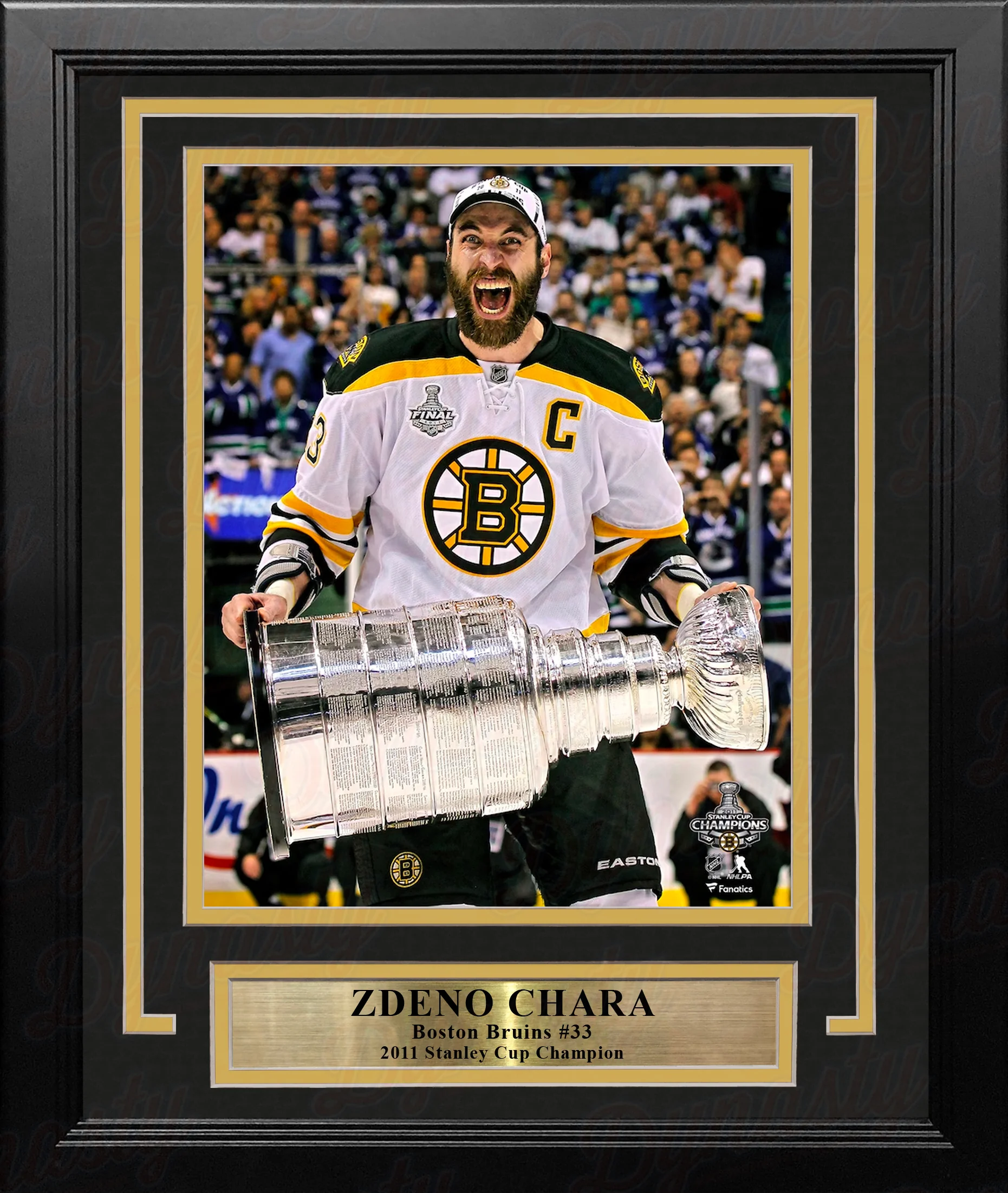 Zdeno Chara Hoists The Stanley Cup Boston Bruins 8" x 10" Framed Hockey Photo - Image 2